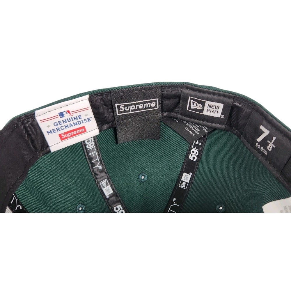 Supreme MLB Teams Box Logo New Era Oakland Athletics Size 7 1/8 Sealed - Picture 4 of 5
